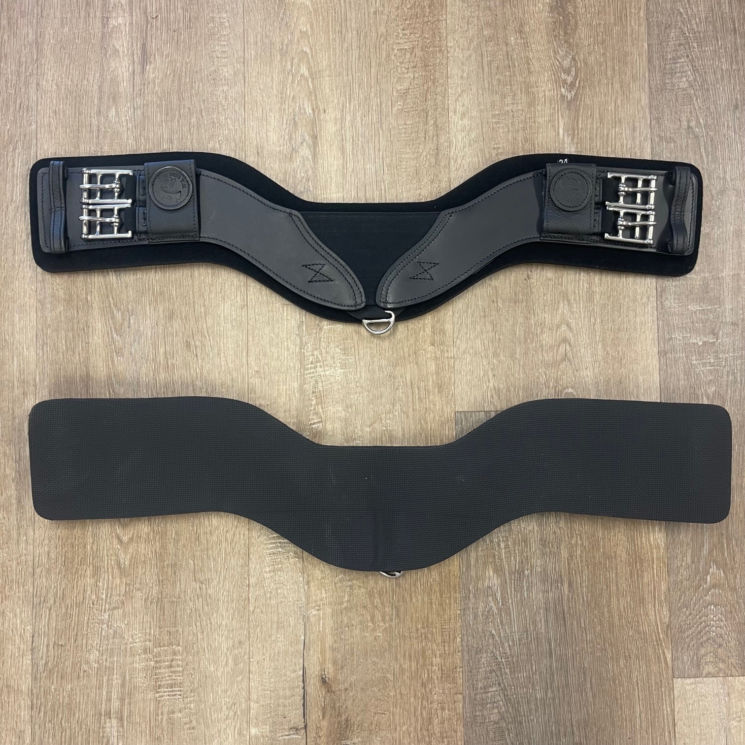 Total Saddle Fit StretchTec Shoulder Relief Dressage Girth™ - Neoprene ...