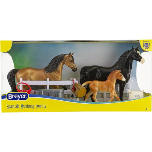 Breyer Freedom Series Spanish Mustang Family 3 pce set