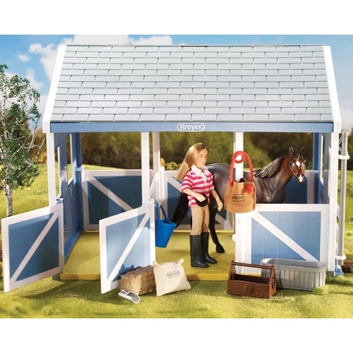 Breyer Classic Stable Feed Set