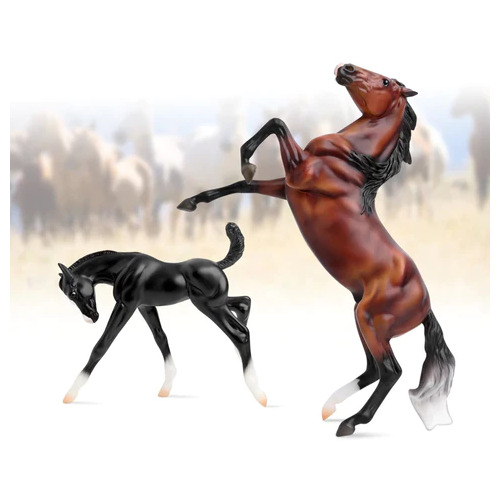 Breyer Freedom Wild & Free Horse & Foal Set